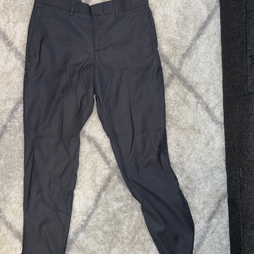 Dark Gray Men’s Perry Ellis Dress Slacks